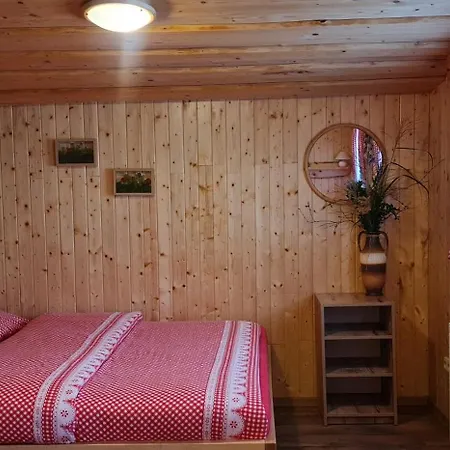 Chaloupky U Matusku Holiday home Varnsdorf